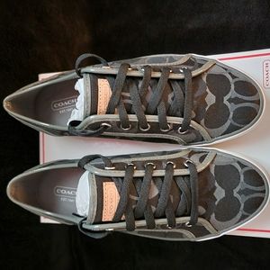 Coach Size 8.5 Dee 24CM Optic C Black/Grey